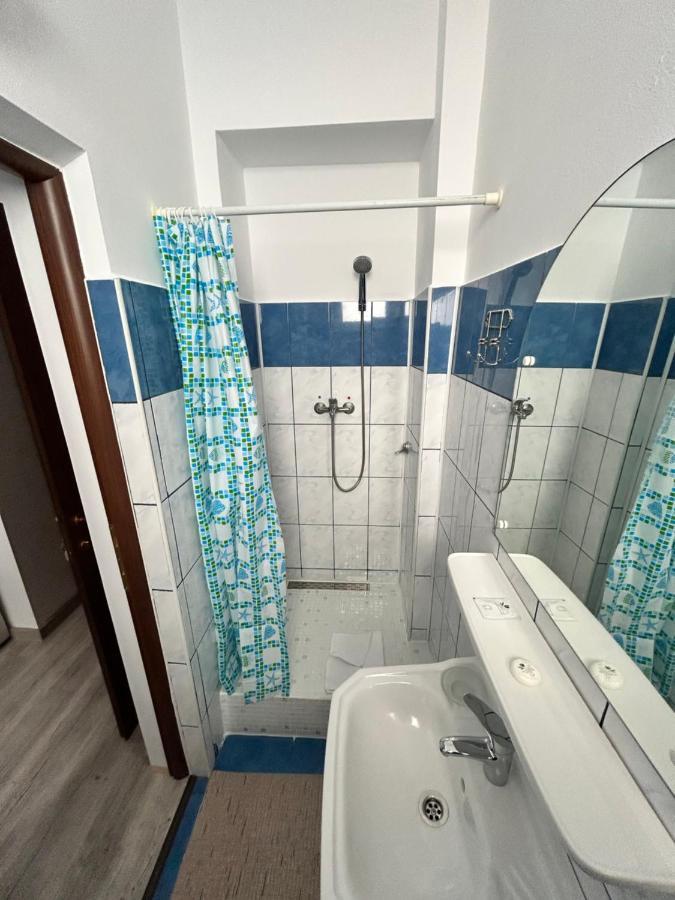 Hotel Continental City Center ヤシ エクステリア 写真