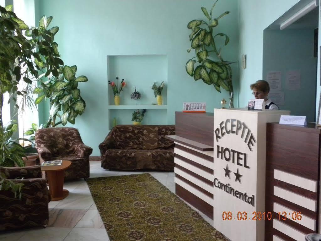 Hotel Continental City Center ヤシ エクステリア 写真